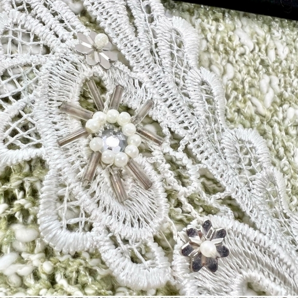 Sage green beaded lace short sleeve knit sweater L - Picture 9 of 13